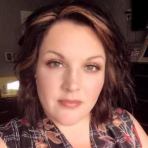 Meet your Posher, Shelly